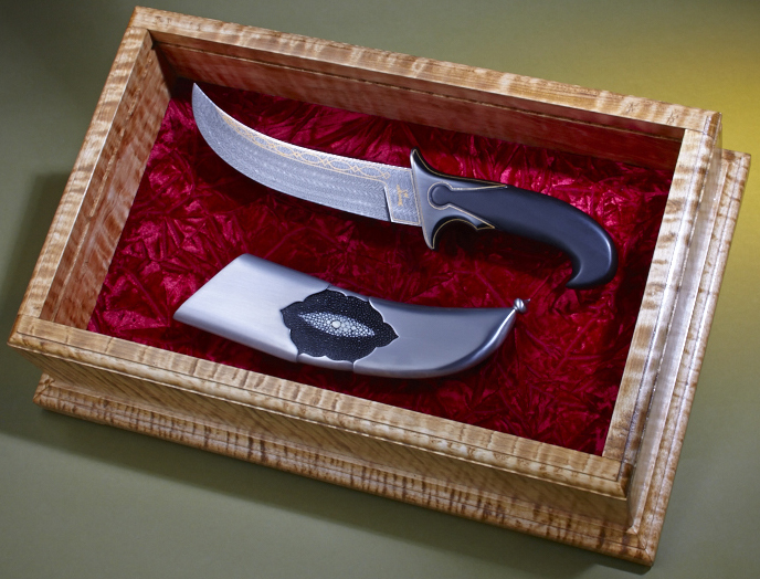 Elite Knives Persian dagger with keyhole guard in presentation box