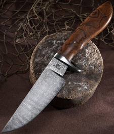 Elite Knives trailing point hunting knife with ironwood