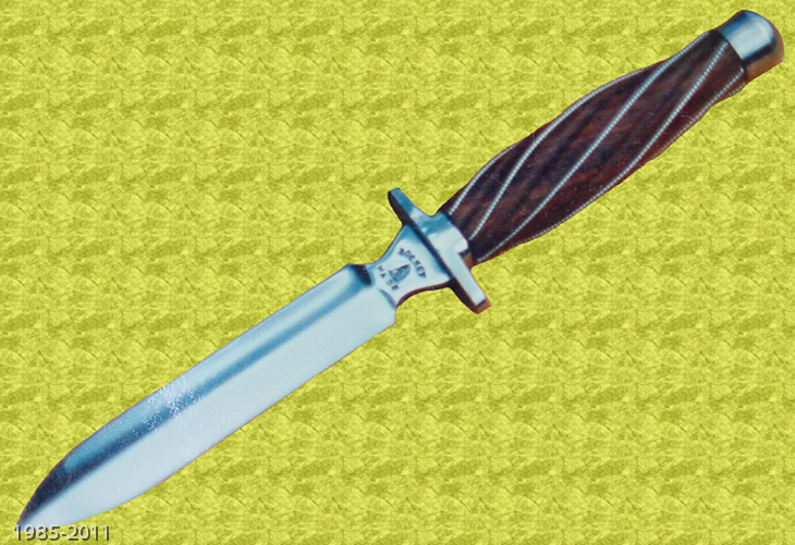 Stainless steel dagger with carved rosewood handle